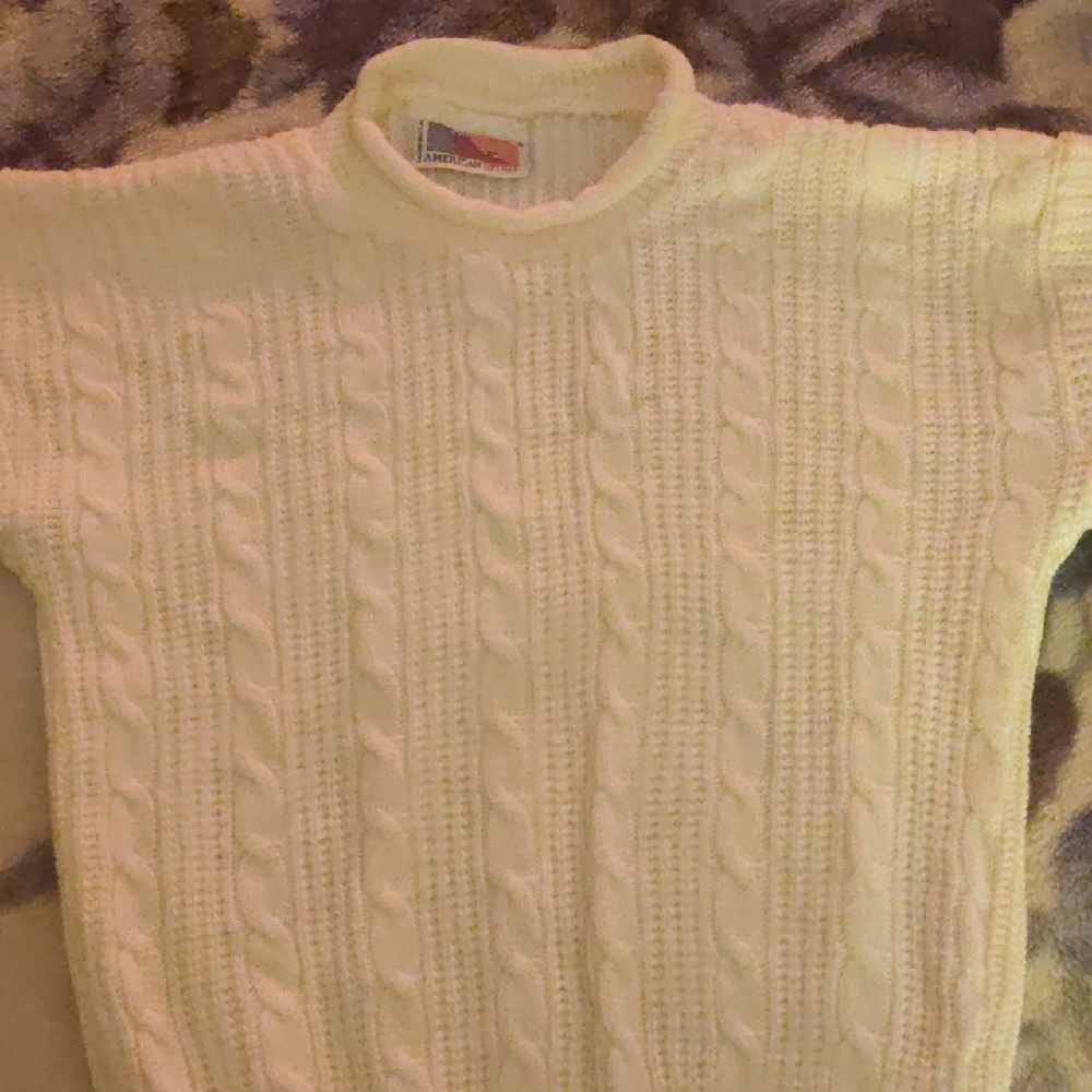 American Eagle 🦅 Ivory Cable Knit Crewneck Sweater Size 10 -12 in Boys & Girls